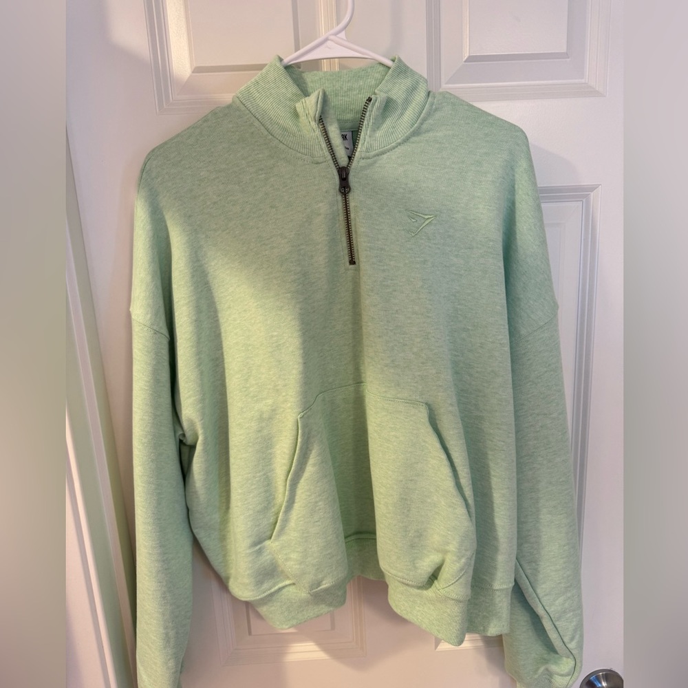 Gymshark brand new. Never worn. Excellent condition half zip sweater
